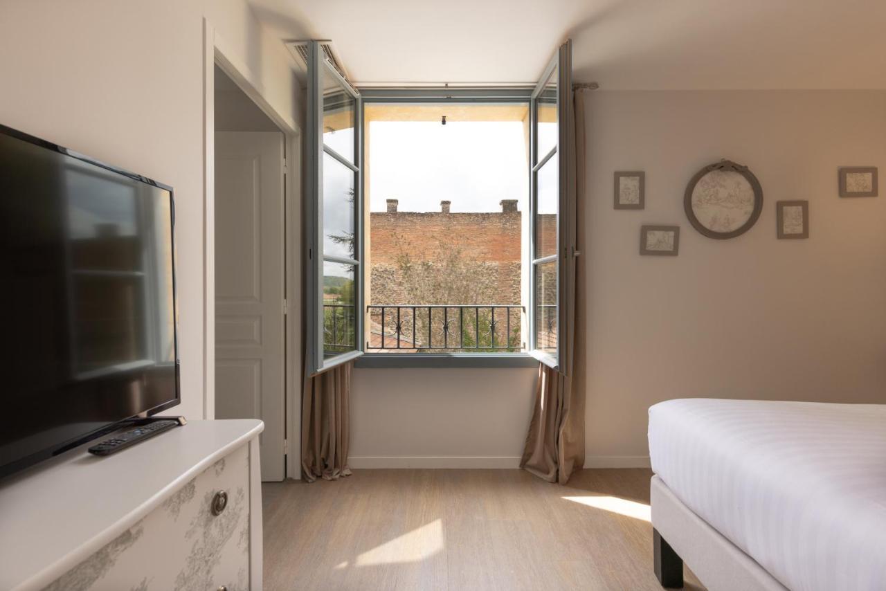 Hotel-Restaurant Des Augustins サン・シプリアン エクステリア 写真